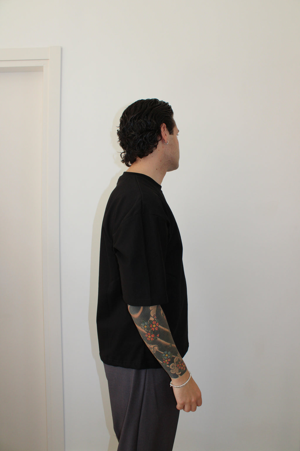 T-SHIRT CROP BASIC